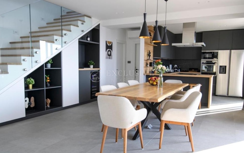 Hiša Medveja, Lovran, 235m2