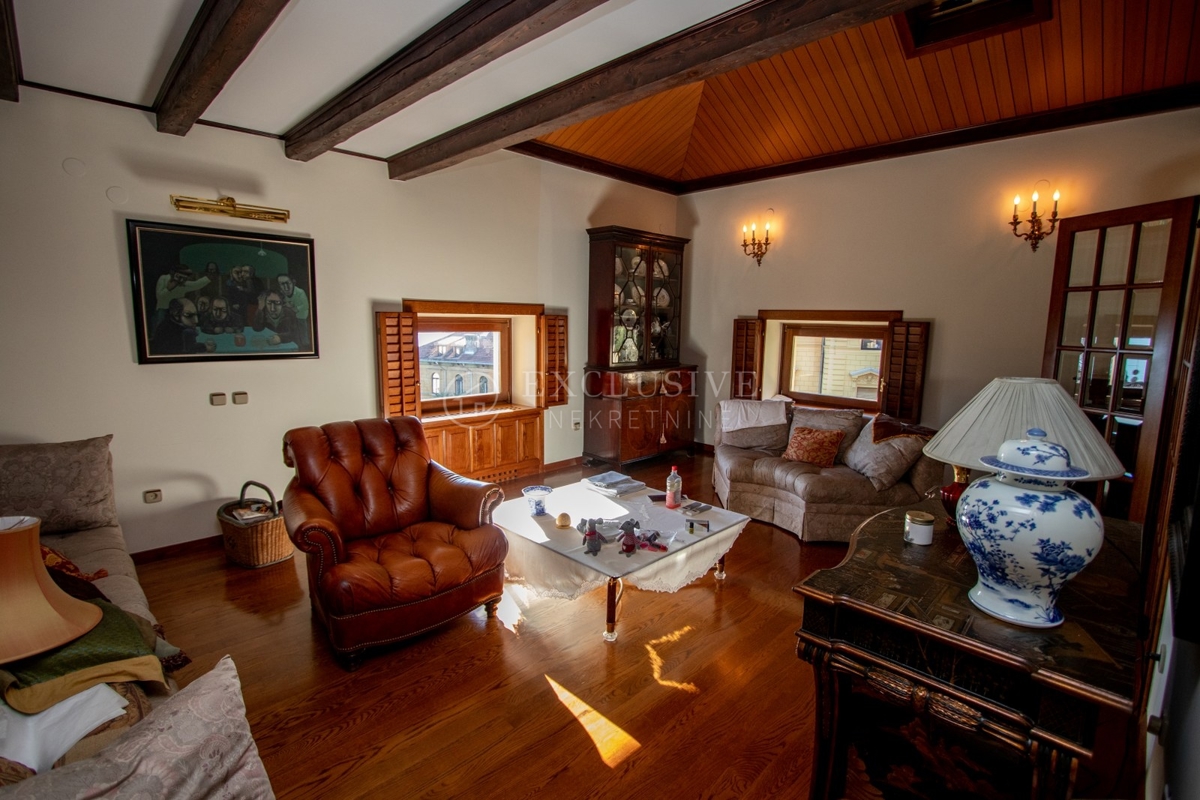 Stanovanje Opatija - Centar, Opatija, 350m2