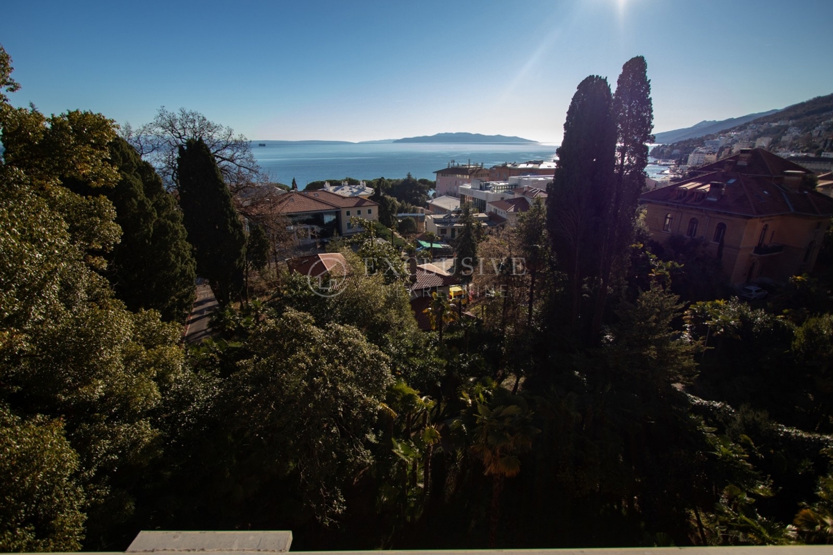 Stanovanje Opatija - Centar, Opatija, 350m2