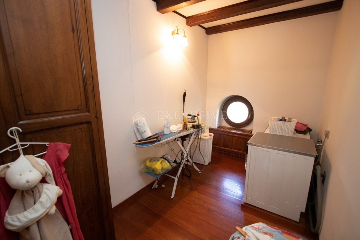 Stanovanje Opatija - Centar, Opatija, 350m2