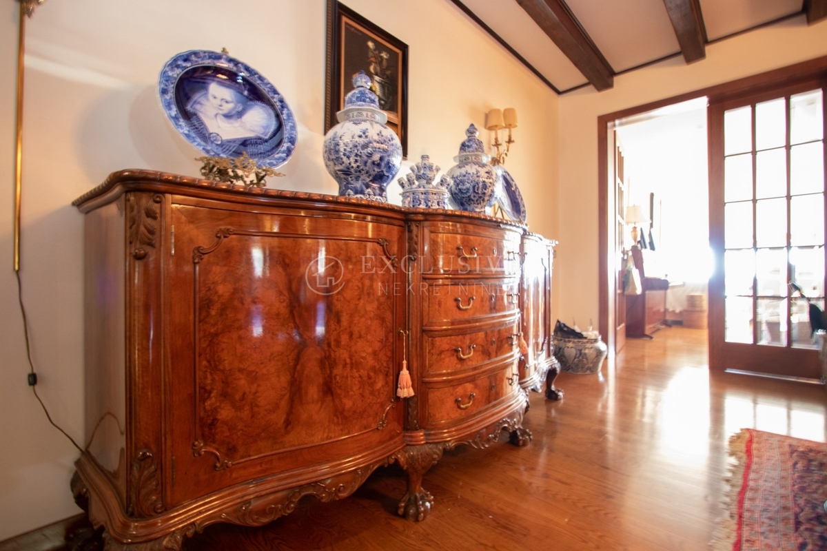 Stanovanje Opatija - Centar, Opatija, 350m2