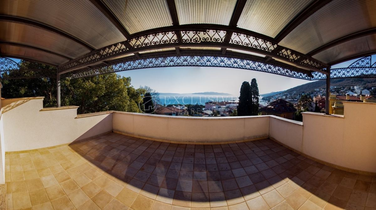 Stanovanje Opatija - Centar, Opatija, 350m2