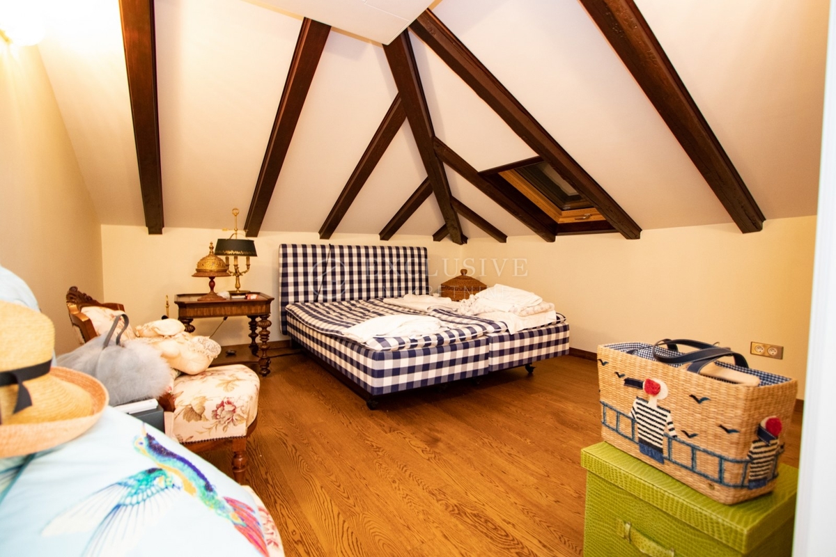 Stanovanje Opatija - Centar, Opatija, 350m2