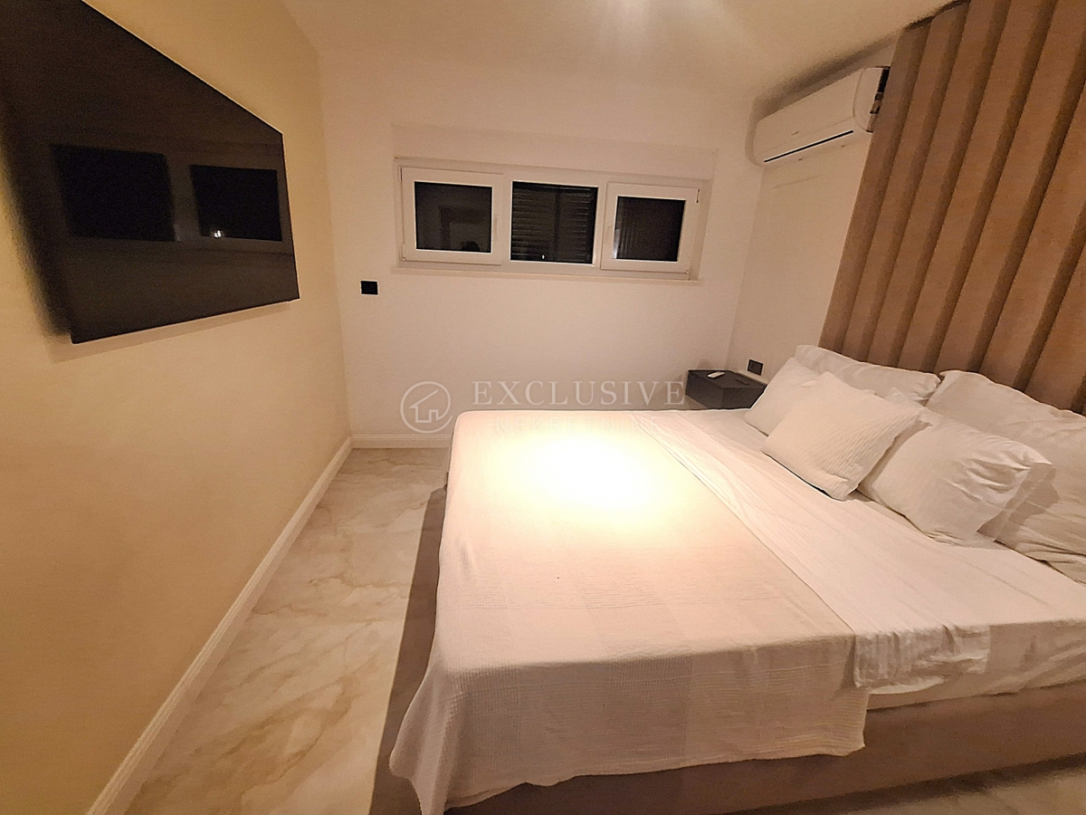 Stanovanje Malinska, Malinska-Dubašnica, 70m2