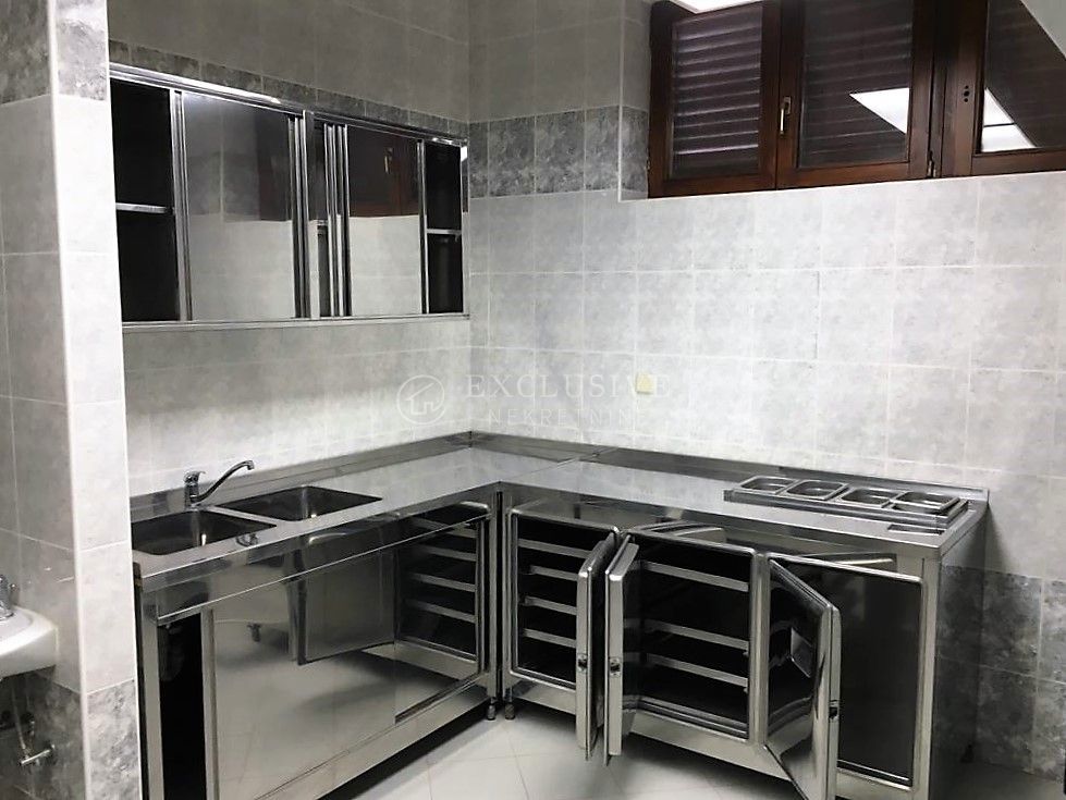 Poslovni prostor Crikvenica, 150m2