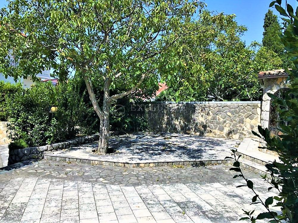 Poslovni prostor Crikvenica, 150m2