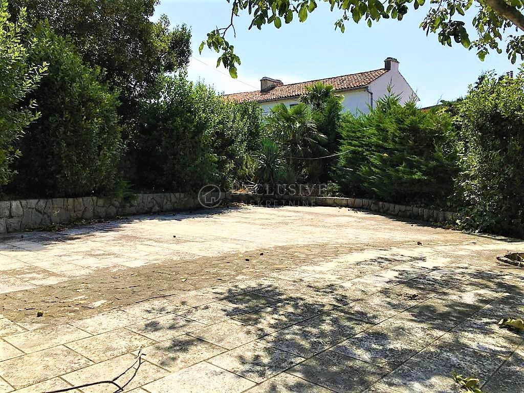 Poslovni prostor Crikvenica, 150m2