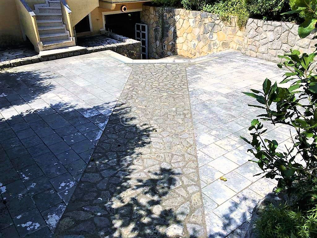 Poslovni prostor Crikvenica, 150m2