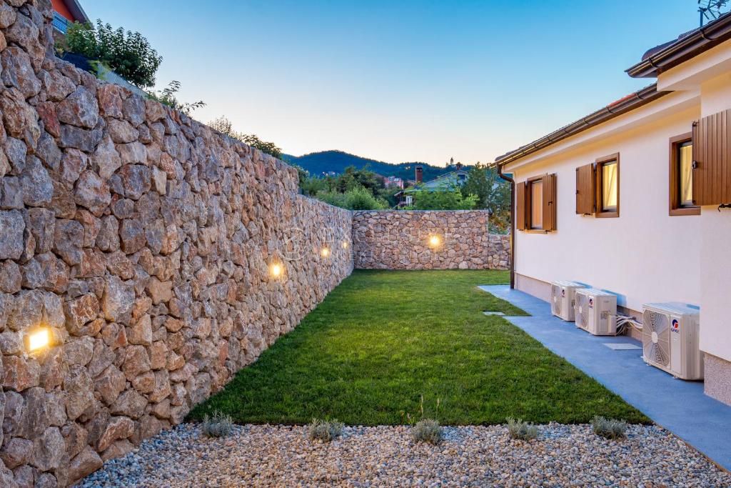 Hiša Pobri, Opatija - Okolica, 200m2