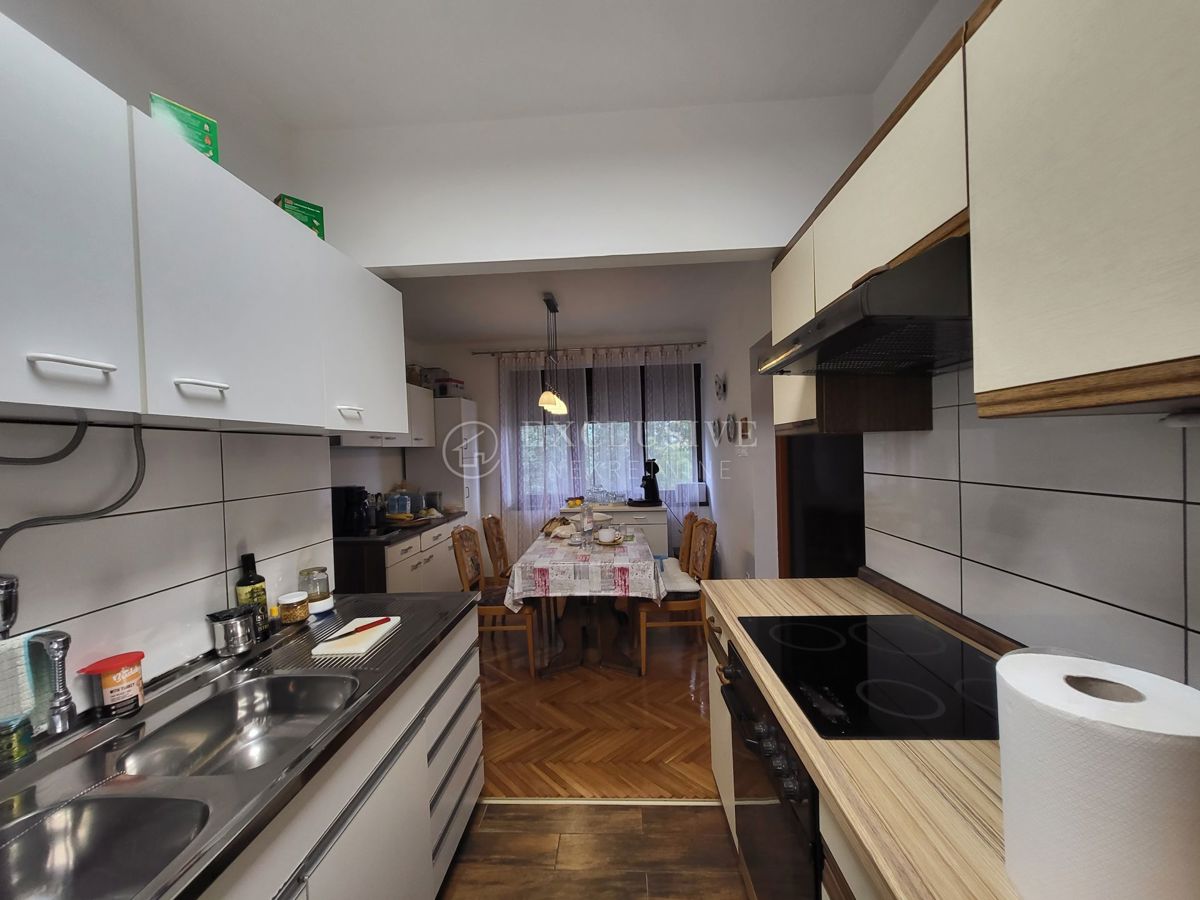 Hiša Lovran, 250m2