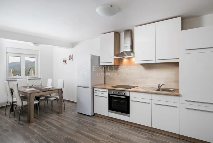 Stanovanje Ičići, Opatija - Okolica, 136,45m2