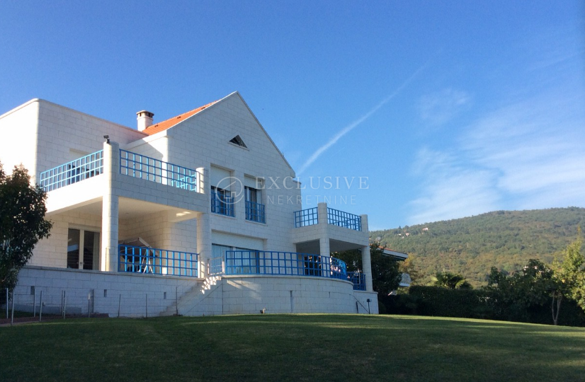 Hiša Ičići, Opatija - Okolica, 500m2