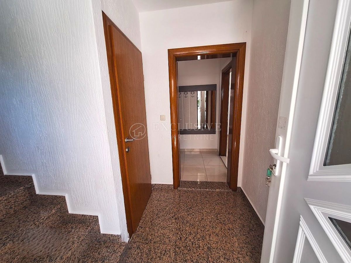 Hiša Crikvenica, 100m2