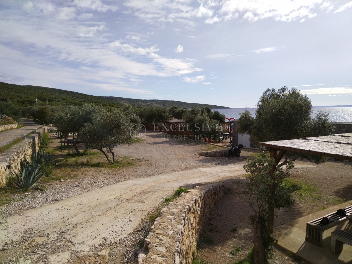 Zemljišče Punat, 2.989m2