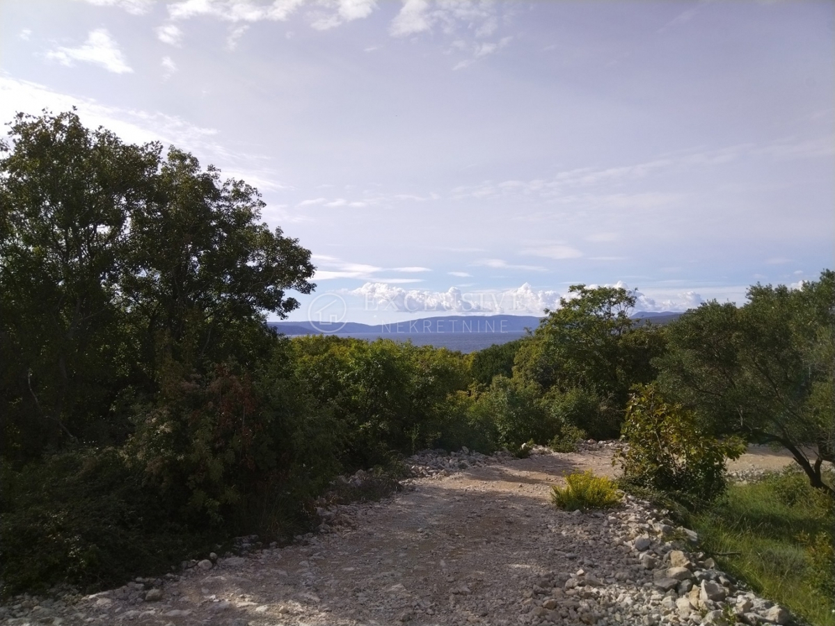 Zemljišče Punat, 2.989m2