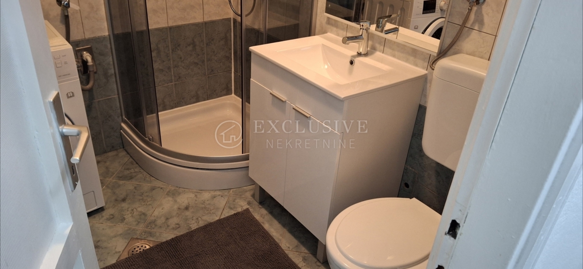 Stanovanje Senj, 58m2