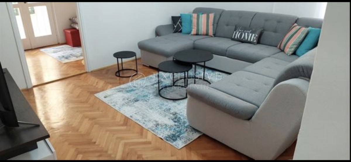 Stanovanje Senj, 58m2