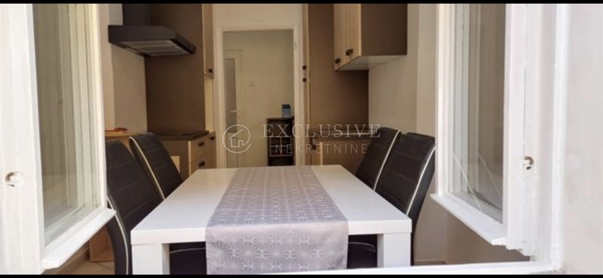 Stanovanje Senj, 58m2