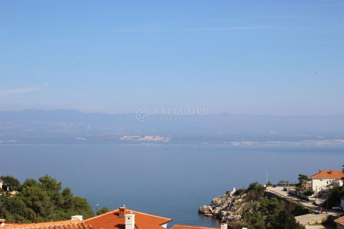 Hiša Vrbnik, 545m2