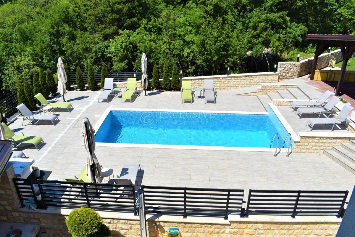 Hiša Crikvenica, 390m2