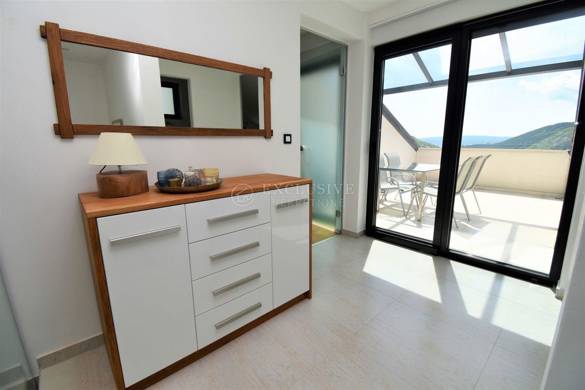 Hiša Crikvenica, 390m2