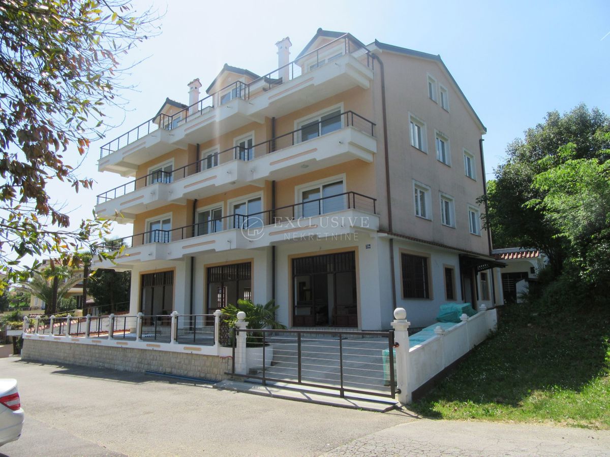 Stanovanje Lovran, 129,89m2