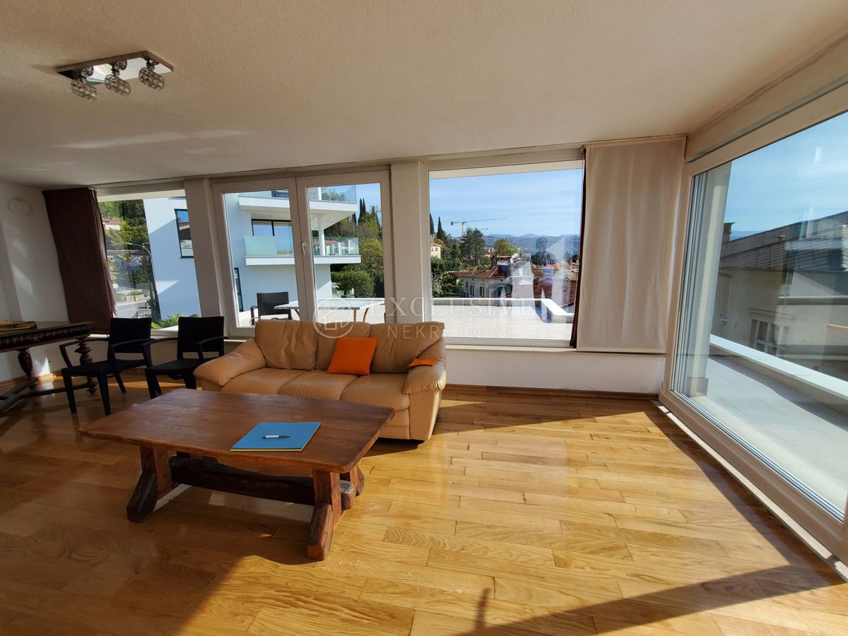 Stanovanje Opatija - Centar, Opatija, 205m2
