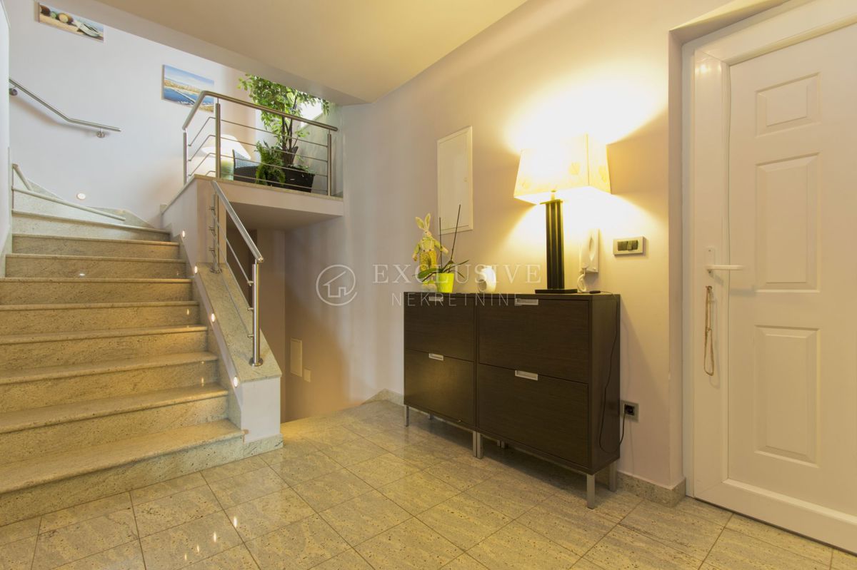 Hiša Opatija - Centar, Opatija, 550m2