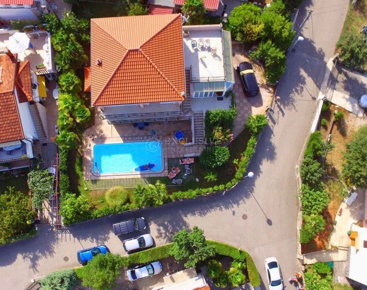 Hiša Malinska, Malinska-Dubašnica, 430m2