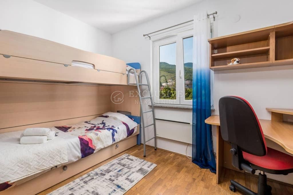 Stanovanje Pobri, Opatija - Okolica, 70m2