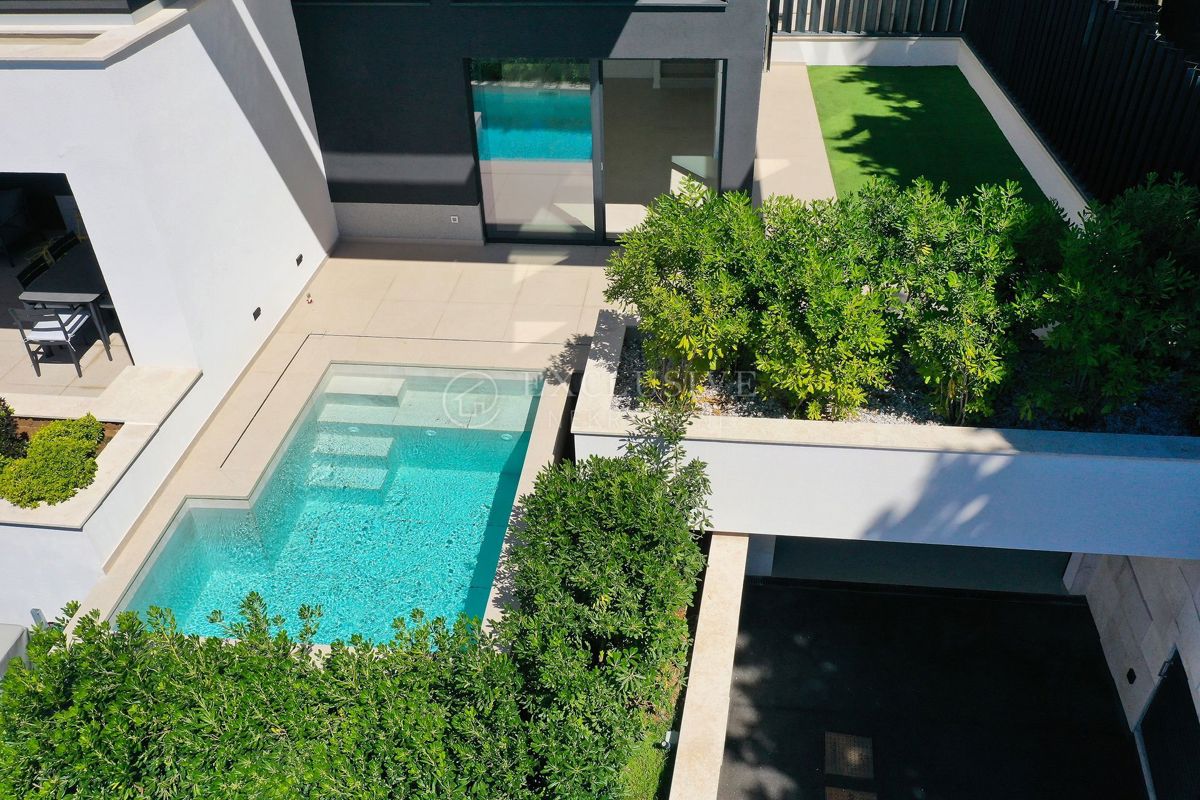Stanovanje Opatija - Centar, Opatija, 150m2