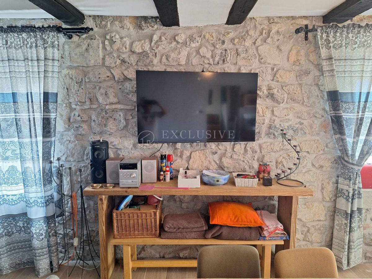 Hiša Jablan, Vrbovsko, 150m2