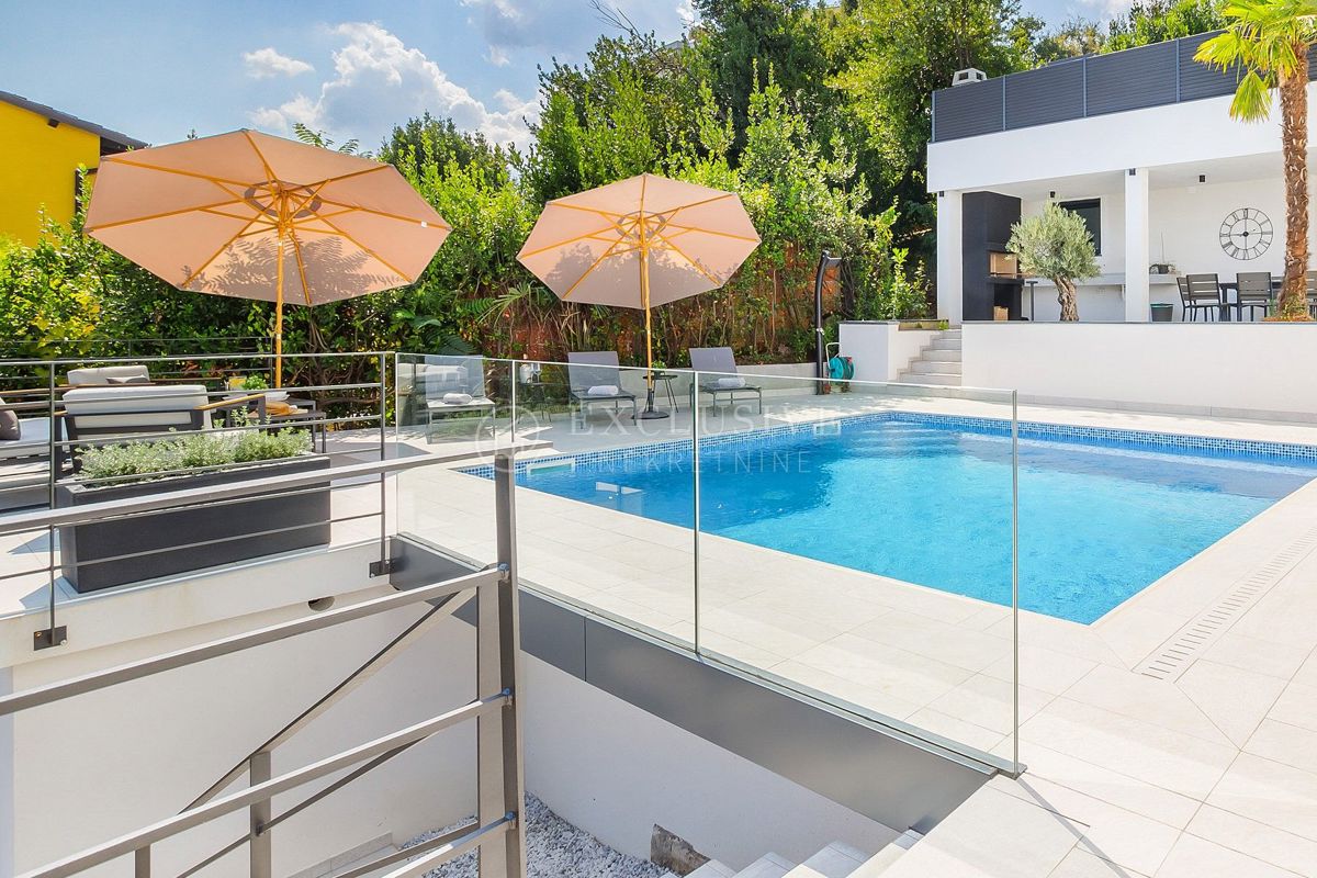 Hiša Opatija - Centar, Opatija, 350m2