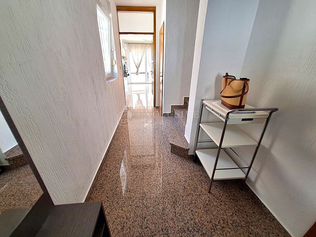 Hiša Crikvenica, 95m2