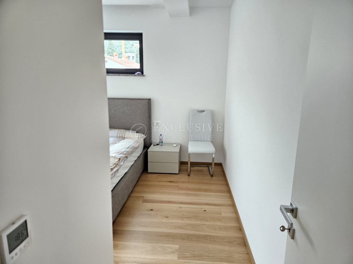 Stanovanje Opatija - Centar, Opatija, Ne, 127m2