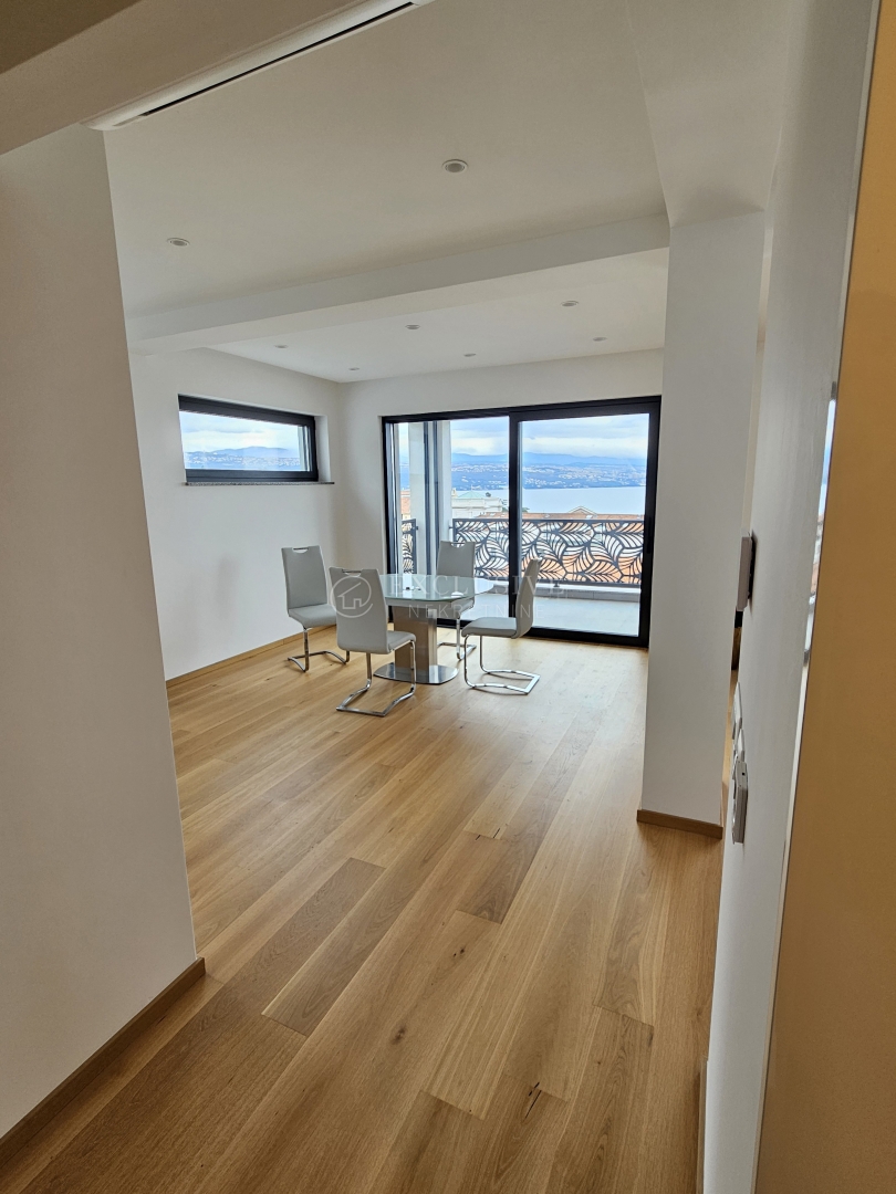 Stanovanje Opatija - Centar, Opatija, Ne, 127m2