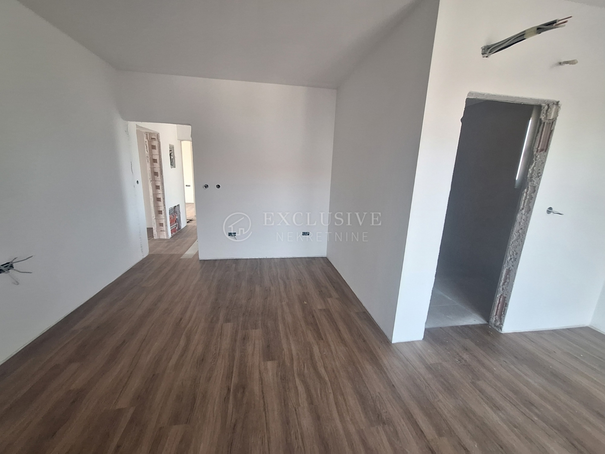 Hiša Dobrinj, 250m2