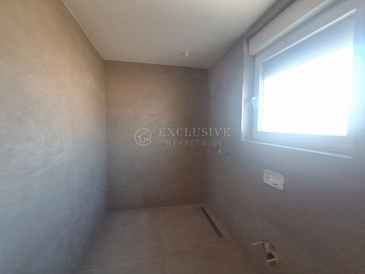 Hiša Dobrinj, 250m2