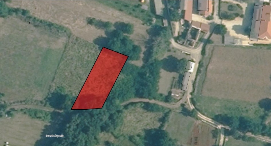 Zemljišče Tinjan, 898m2