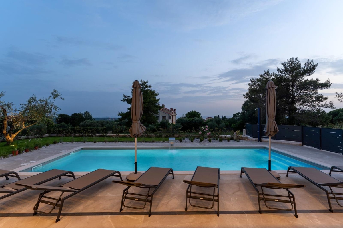 Luksuzna vila, 296 m2 - Vabriga