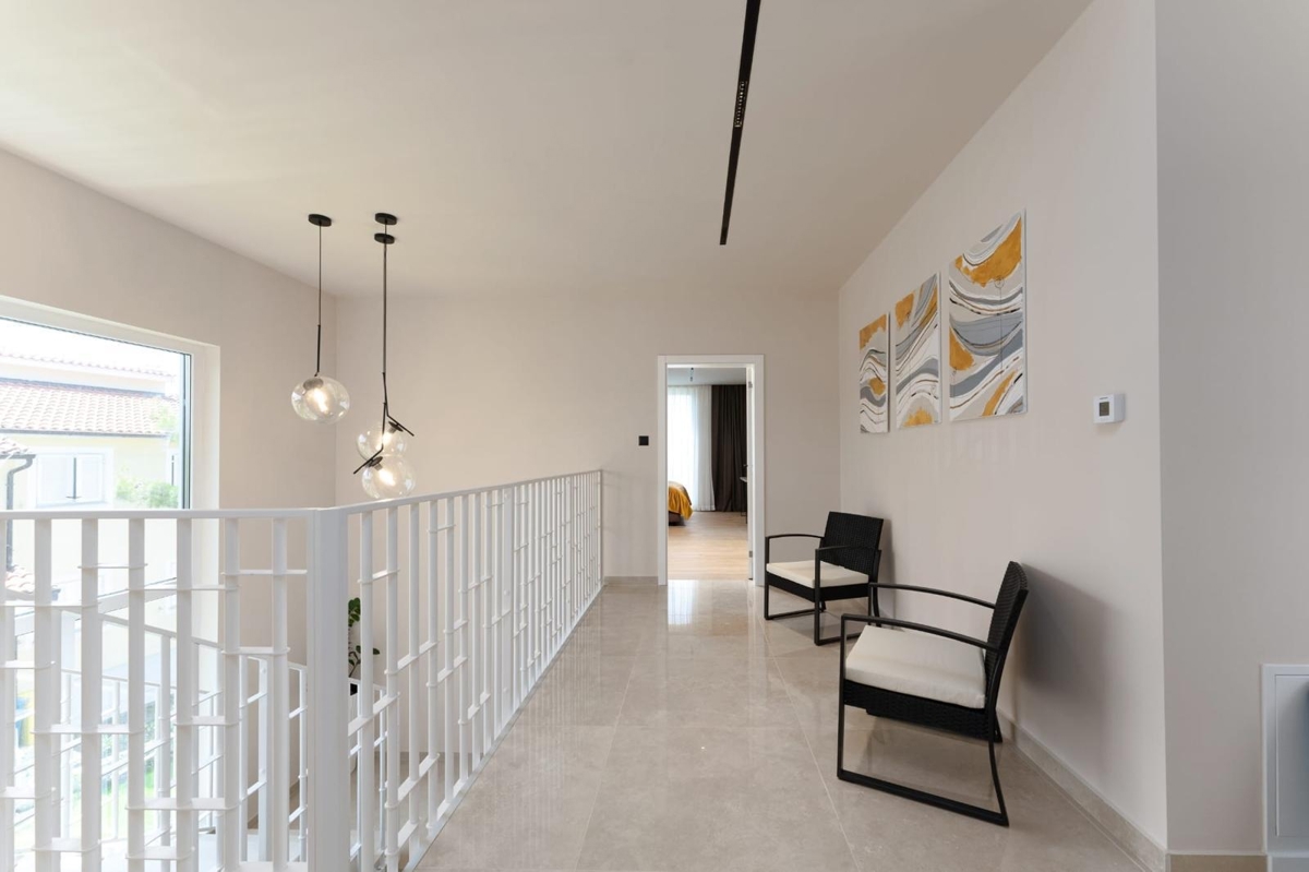 Luksuzna vila, 296 m2 - Vabriga
