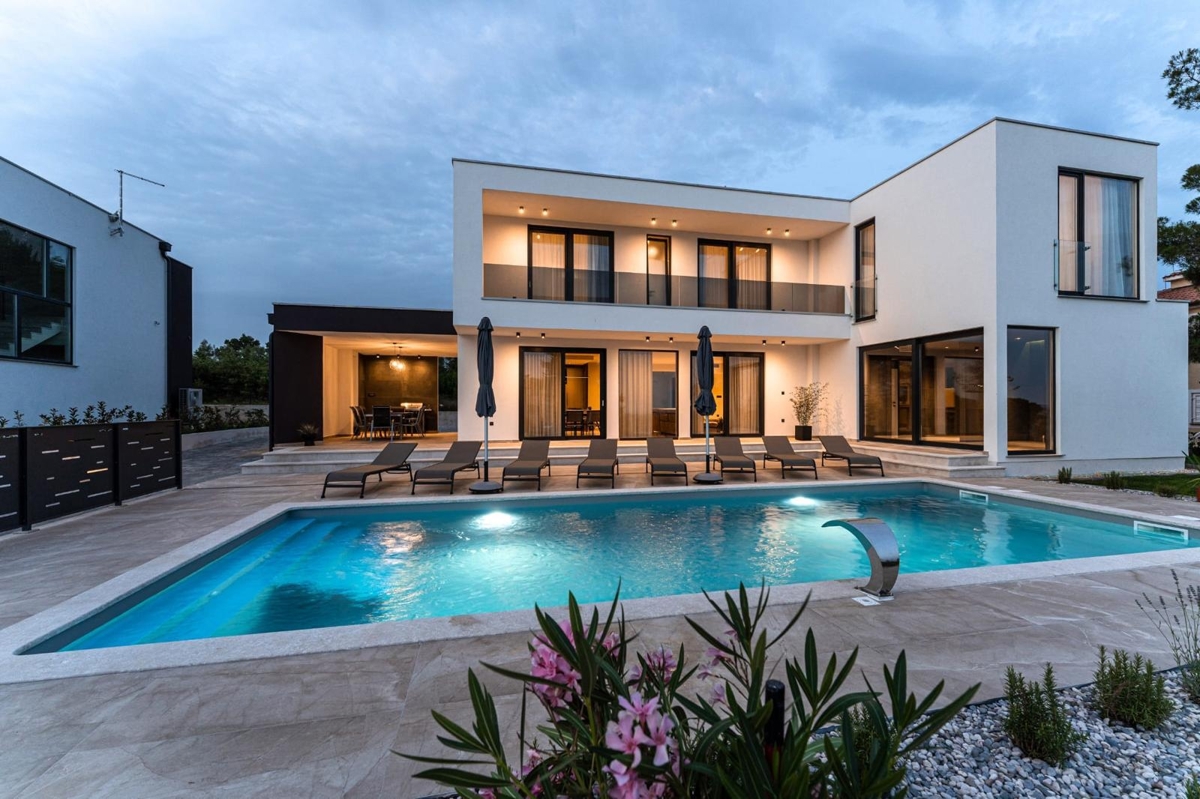 Luksuzna vila, 296 m2 - Vabriga