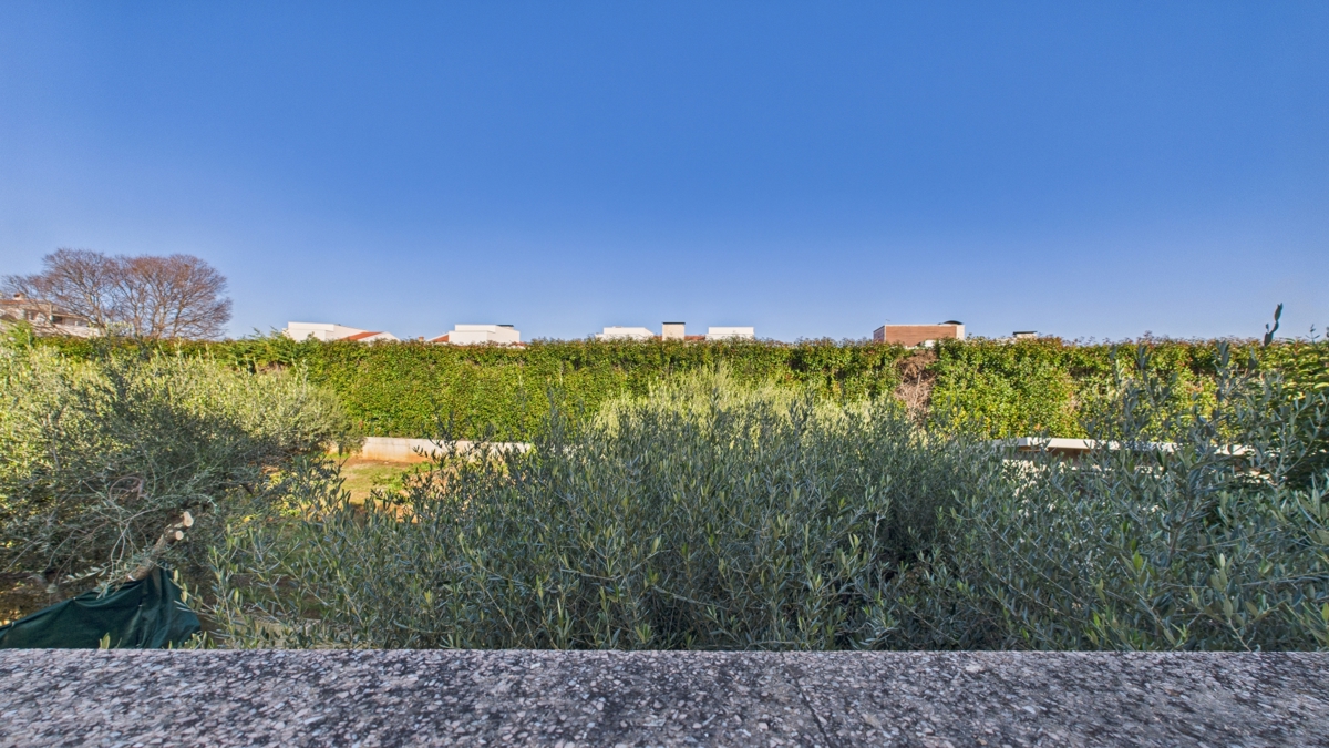 Vabriga, dvosobno stanovanje v 1. nadstropju 800 m od morja