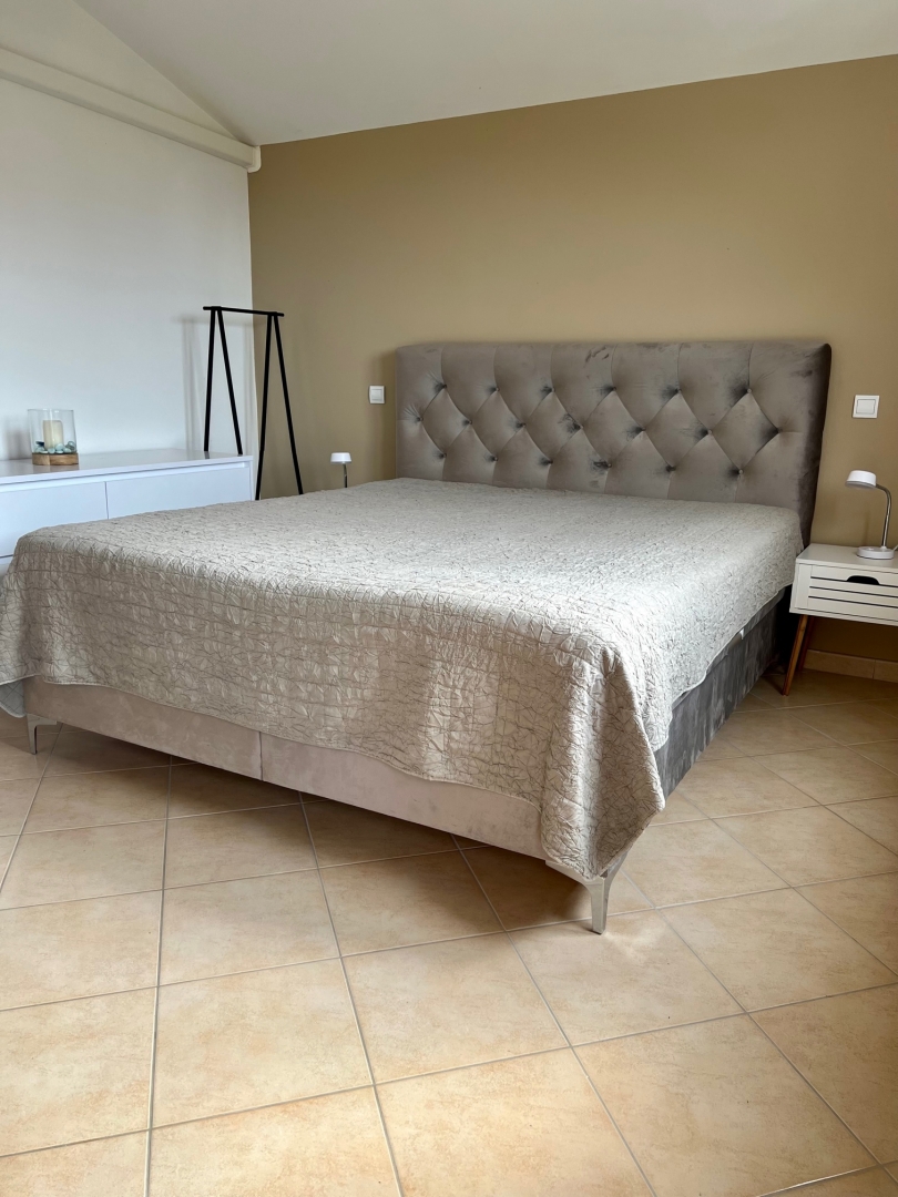 PPoreč, Očarljiva hiša z bazenom in pogledom na morje v bližini Poreča – Odlična investicijska priložnost