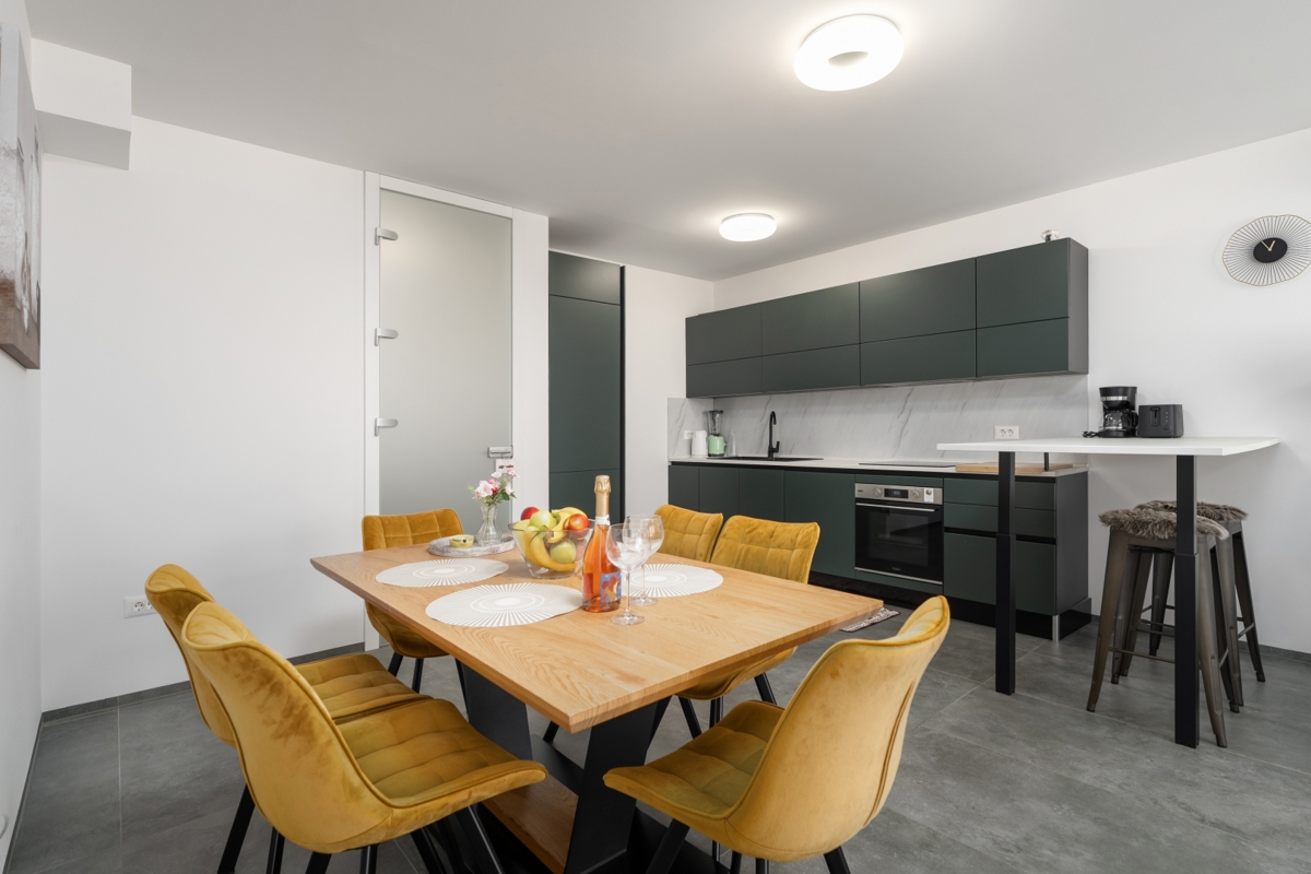 Funtana novogradnja - Apartma v pritličju 500 m od plaže