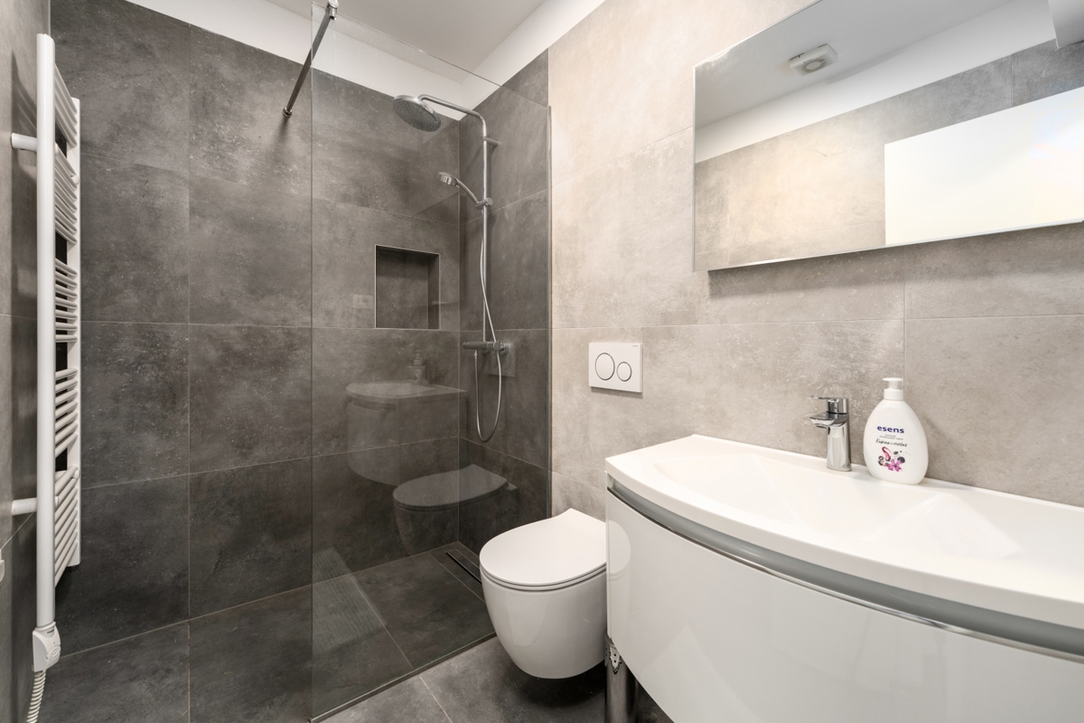 Funtana novogradnja - Apartma v pritličju 500 m od plaže