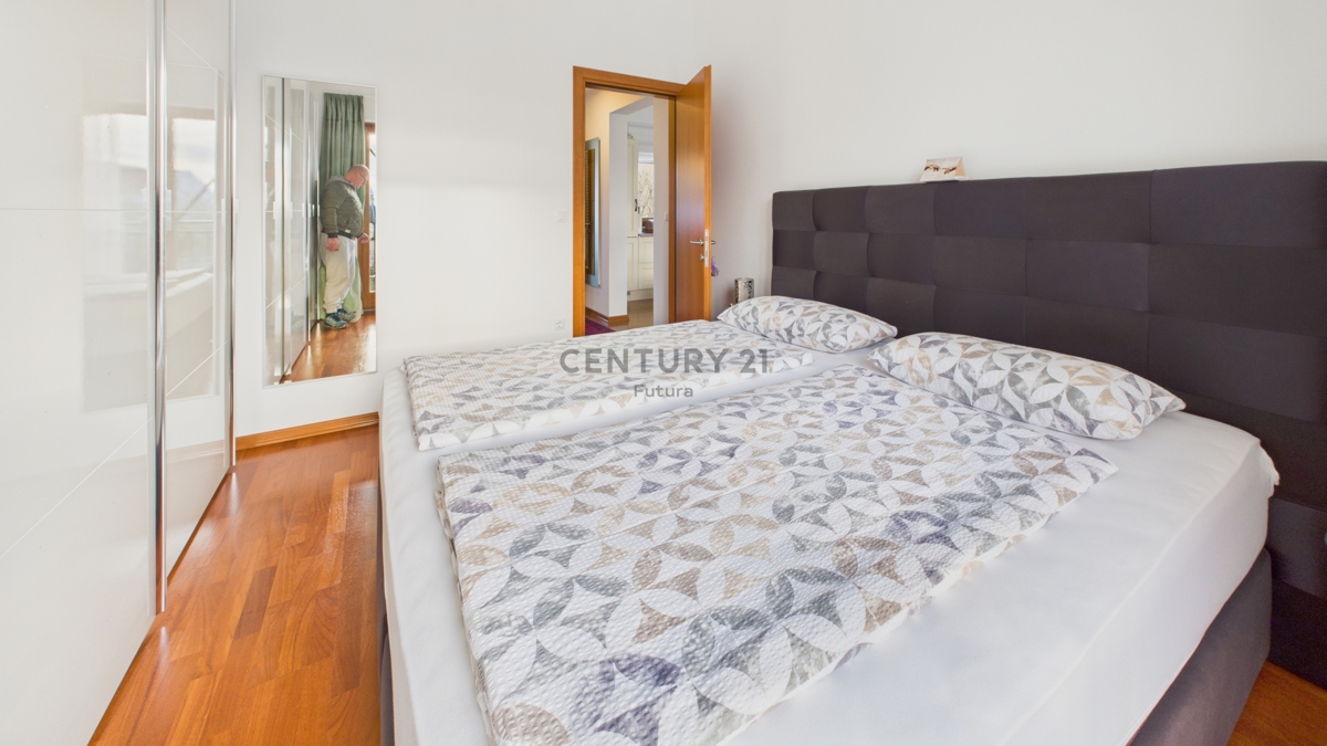 Vabriga - prostorno stanovanje 113 m2, 1. nadstropje