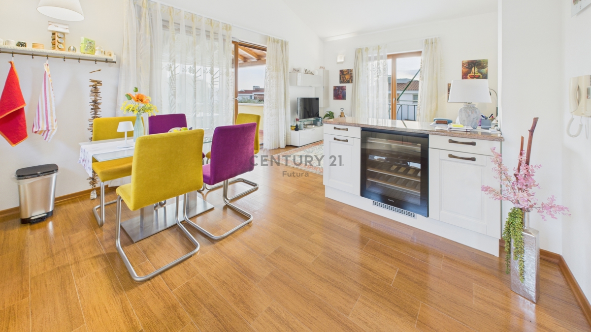 Vabriga - prostorno stanovanje 113 m2, 1. nadstropje