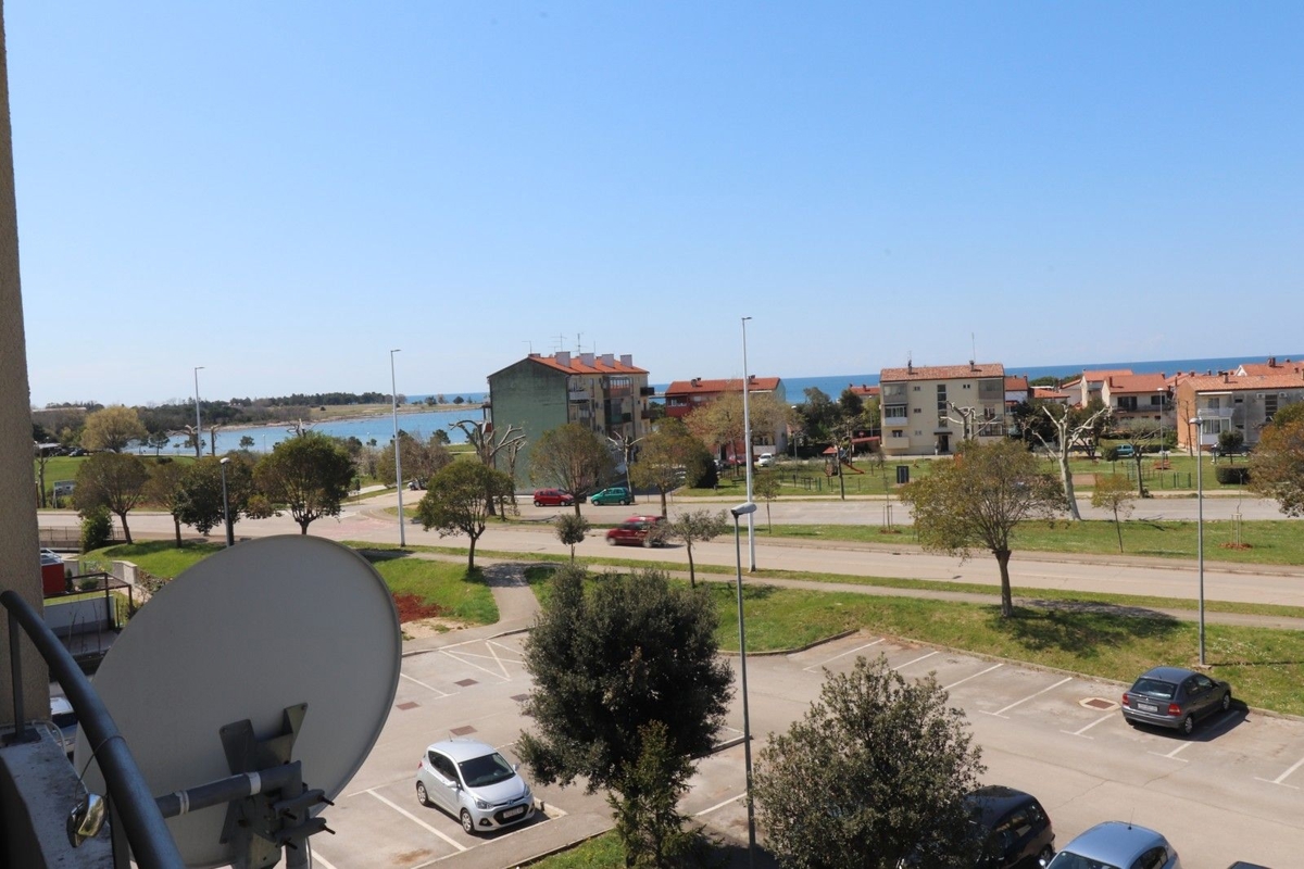 UMAG - ODLIČNA LOKACIJA! Stanovanje v 3. nadstropju, 200 m od morja in centra mesta
