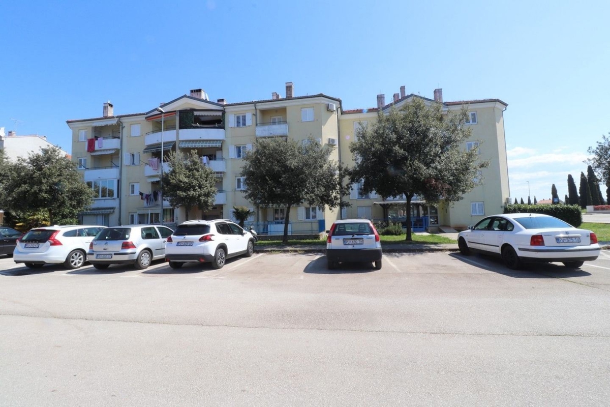 UMAG - ODLIČNA LOKACIJA! Stanovanje v 3. nadstropju, 200 m od morja in centra mesta